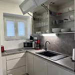 Apartamento Emily At Center