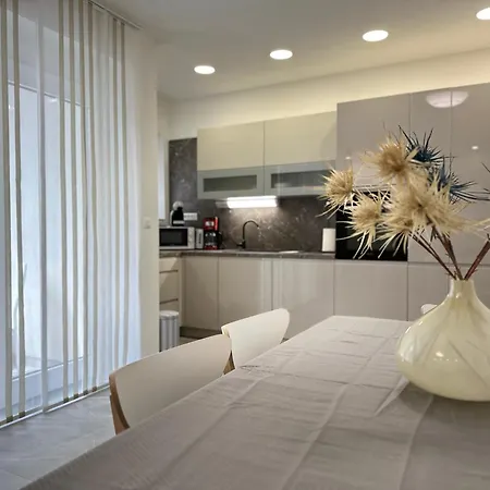 Emily At Center Lägenhet